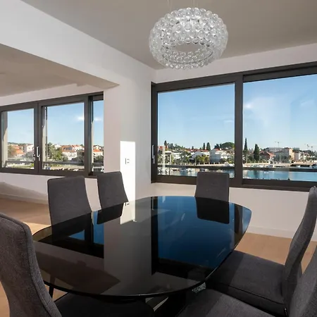 Seafront Luxury Idassa By Belmont Realty *